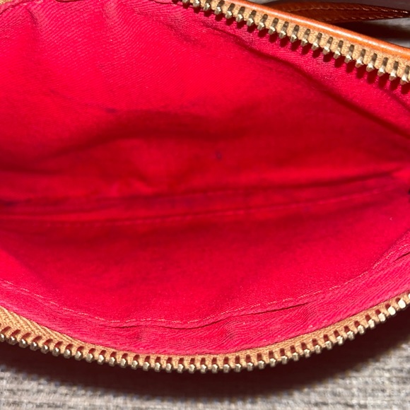 Dooney & Bourke Black Pebble Wristlet - Picture 6 of 8